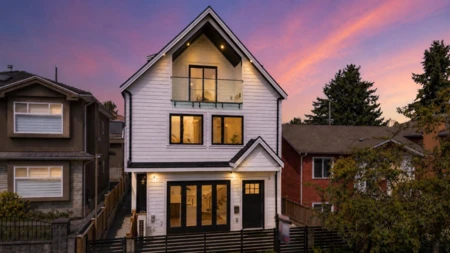1 3271 E Georgia Street, Vancouver, BC, Vancouver — Half Duplex for sale