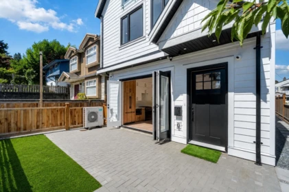 1 3271 E Georgia Street, Vancouver, BC, Vancouver — Half Duplex for sale