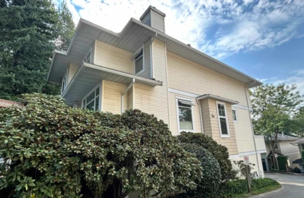 Family Room Photo of 1 3596 Whitney Place, Vancouver, BC