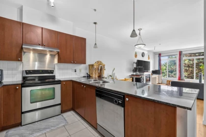 Family Room Photo of 312 15380 102a Avenue, Surrey, BC