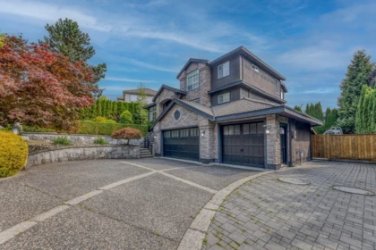 3067 Plateau Boulevard, Coquitlam, BC, Coquitlam — Single Family Residence for sale
