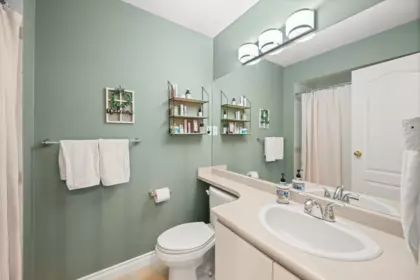 Hallway Photo of 14972 81a Avenue, Surrey, BC