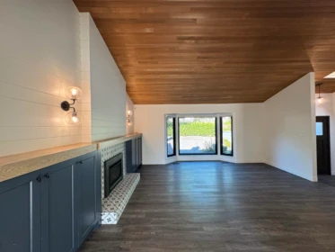 Kitchen Photo of 15032 Spenser Drive, Surrey, BC