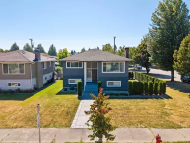 3006 E Georgia Street, Vancouver, BC, Vancouver — Single Family Residence for sale