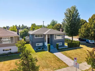 3006 E Georgia Street, Vancouver, BC, Vancouver — Single Family Residence for sale