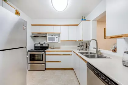 Kitchen Photo of 205 6860 Rumble Street, Burnaby, BC