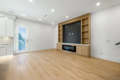Pantry Photo of 1 6139 Ashworth Avenue, Burnaby, BC