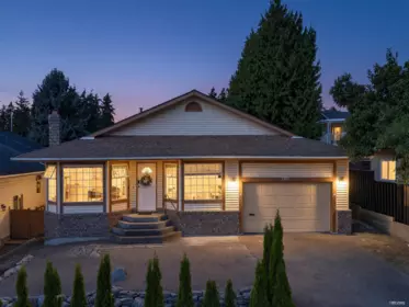 1267 Finlay Street, White Rock, BC, White Rock — Single Family Residence for sale