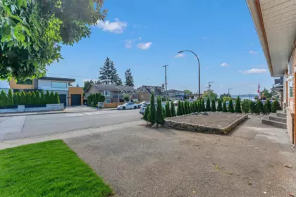 1267 Finlay Street, White Rock, BC, White Rock — Single Family Residence for sale