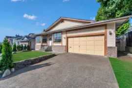 1267 Finlay Street, White Rock, BC