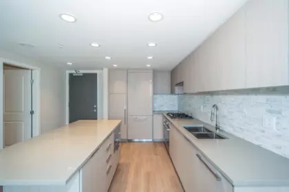 Kitchen Island Photo of 1904 1182 Westwood Street, Coquitlam, BC