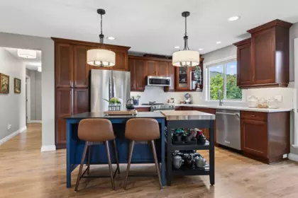 Breakfast Nook Photo of 143 46000 Thomas Road, Chilliwack, BC