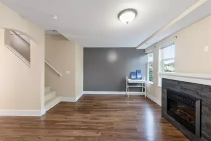 Kitchen Photo of 83 15833 26 Avenue, Surrey, BC
