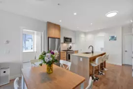 311 707 Como Lake Avenue, Coquitlam, BC