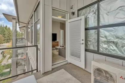 Hallway Photo of 408 2120 Gladwin Road, Abbotsford, BC