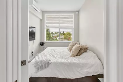 Walk-In Closet Photo of 408 2120 Gladwin Road, Abbotsford, BC