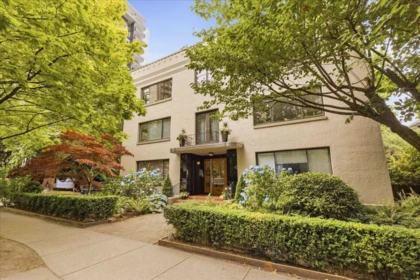 Exterior Rear Photo of 6 985 Jervis Street, Vancouver, BC