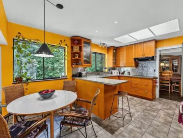 Kitchen Island Photo of 8568 Bedora Place, West Vancouver, BC