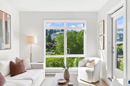 Breakfast Nook Photo of 318 22 E Royal Avenue, New Westminster, BC