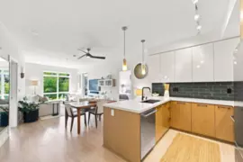 318 22 E Royal Avenue, New Westminster, BC