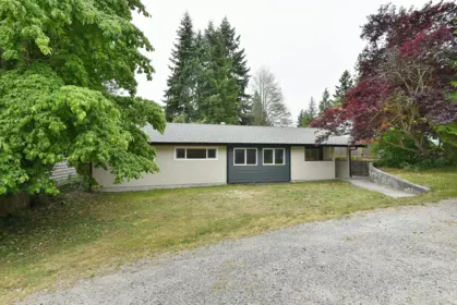 5787 Ebbtide Street, Sechelt, BC, Sechelt — Single Family Residence for sale