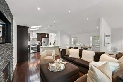 Family Room Photo of 1153 Wellington Drive, North Vancouver, BC