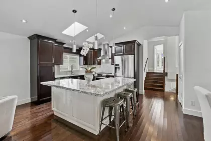 Kitchen Island Photo of 1153 Wellington Drive, North Vancouver, BC