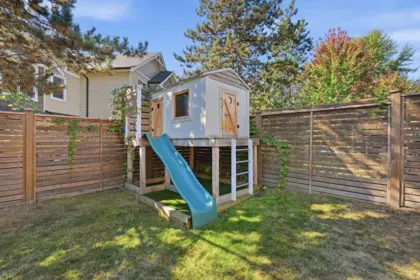 Garden / Landscaping Photo of 23158 112b Avenue, Maple Ridge, BC