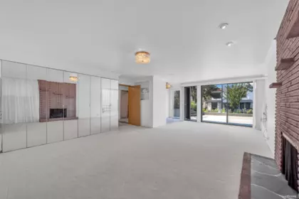 Hallway Photo of 5316 Fleming Street, Vancouver, BC