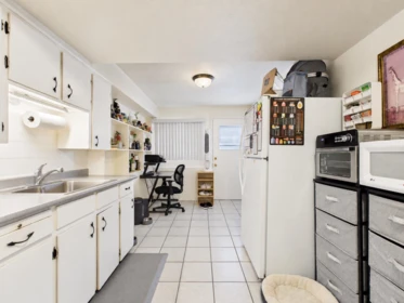 Kitchen Photo of 11272 11274 S 88 Avenue, Delta, BC