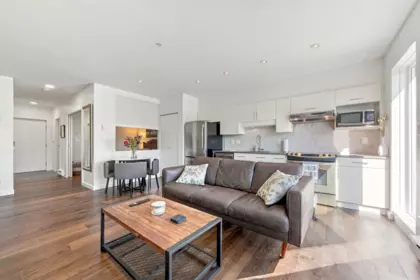 Family Room Photo of 406 1688 Cypress Street Street, Vancouver, BC