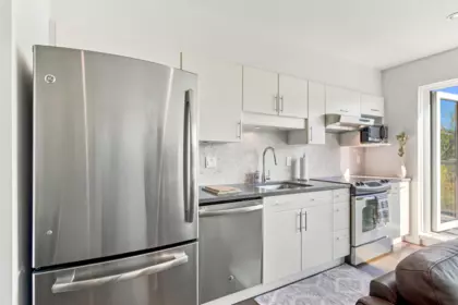 Kitchen Island Photo of 406 1688 Cypress Street Street, Vancouver, BC