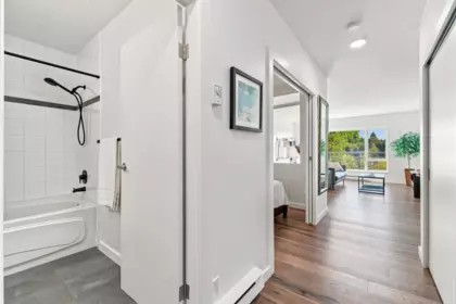 Laundry Room Photo of 406 1688 Cypress Street Street, Vancouver, BC