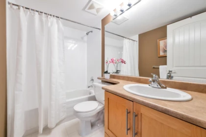 Mudroom Photo of 33 15188 62a Avenue, Surrey, BC