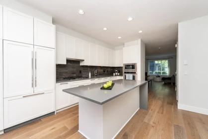 Primary Bedroom Photo of 85 3306 Princeton Avenue, Coquitlam, BC