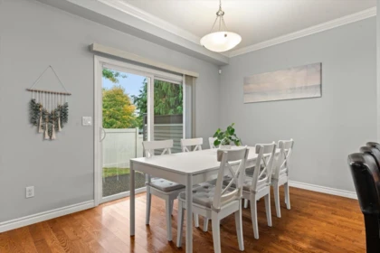 Breakfast Nook Photo of 130 46360 Valleyview Road, Chilliwack, BC