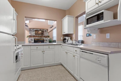 Hot Tub / Spa Photo of 130 46360 Valleyview Road, Chilliwack, BC