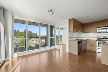 Kitchen Photo of 603 12069 Harris Road, Pitt Meadows, BC