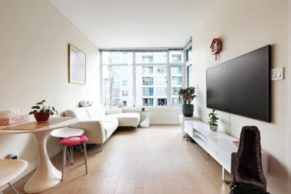 Living Room Photo of 1011 38 W 1st Avenue, Vancouver, BC