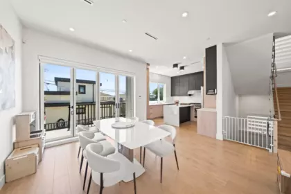 Breakfast Nook Photo of 742 E 58th Avenue, Vancouver, BC