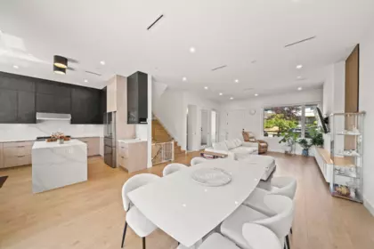 Kitchen Photo of 742 E 58th Avenue, Vancouver, BC
