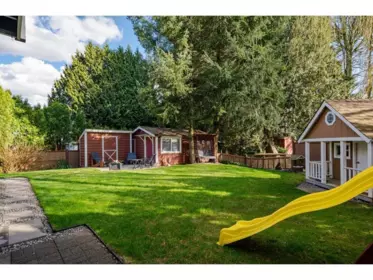 Guest Bathroom Photo of 13526 64a Avenue, Surrey, BC