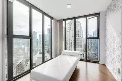 2102 1155 Homer Street, Vancouver, BC, Vancouver — Apartment/Condo for sale