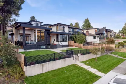 5243 Carson Street, Burnaby, BC, Burnaby — Single Family Residence for sale