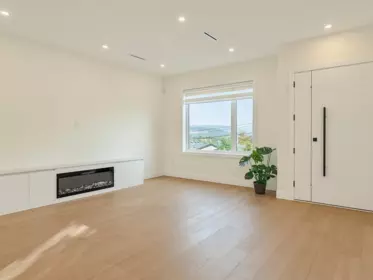 2 5337 Elsom Avenue, Burnaby, BC, Burnaby — Single Family Residence for sale