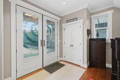 631 W 24th Close, North Vancouver, BC, North vancouver — Single Family Residence for sale