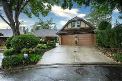 732 Thistledown Place, Delta, BC, Delta — Single Family Residence for sale