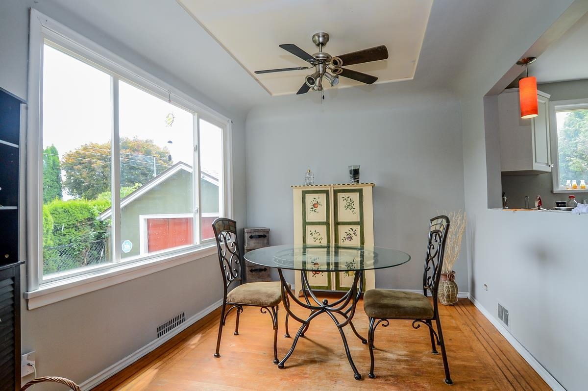 Family Room Photo of 46496 Mayfair Avenue, Chilliwack, BC