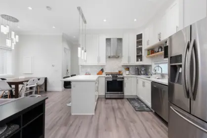 5485 Dundee Street, Vancouver, BC, Vancouver — Half Duplex for sale