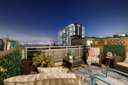 406 108 W Esplanade, North Vancouver, BC, North vancouver — Apartment/Condo for sale
